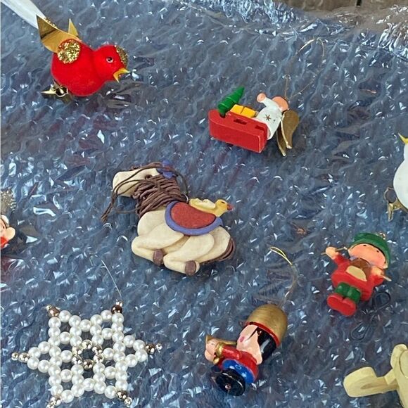 Set of various multiple small Christmas ornaments, many handmade - Picture 9 of 11